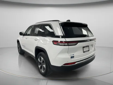 More photos of 2024 Jeep Grand Cherokee 4xe 4x4 at MAG CDJR, MO