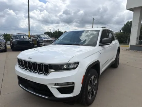 Photos of 2024 Jeep Grand Cherokee 4xe 4x4 for sale in Chillicothe, MO at MAG CDJR