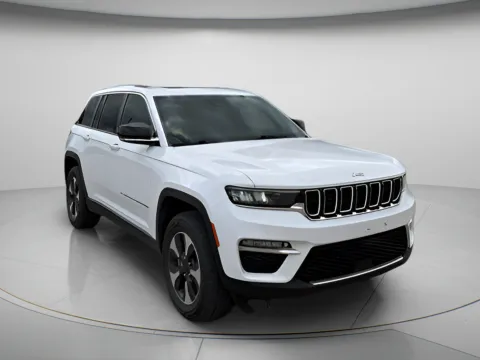 White 2024 Jeep Grand Cherokee 4xe 4x4 for sale in Chillicothe, MO