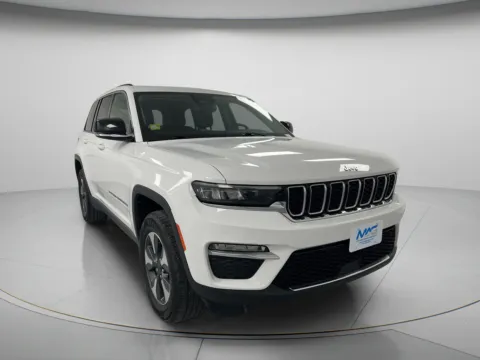 White 2024 Jeep Grand Cherokee 4xe 4x4 for sale in Chillicothe, MO