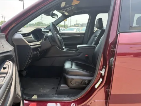 Another view of 2024 Jeep Grand Cherokee 4xe 4x4 for sale in Chillicothe, MO at MAG CDJR