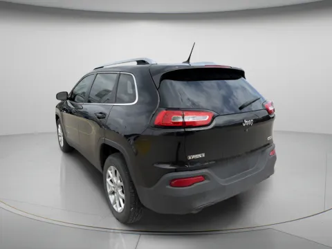 More photos of 2014 Jeep Cherokee Latitude at MAG CDJR, MO