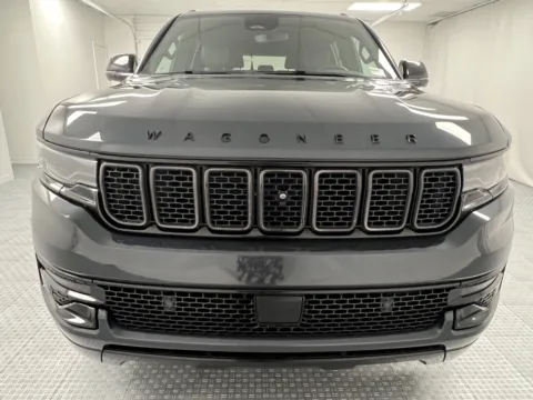 Photos of 2023 Jeep Wagoneer 4x4 for sale in Chillicothe, MO at MAG CDJR