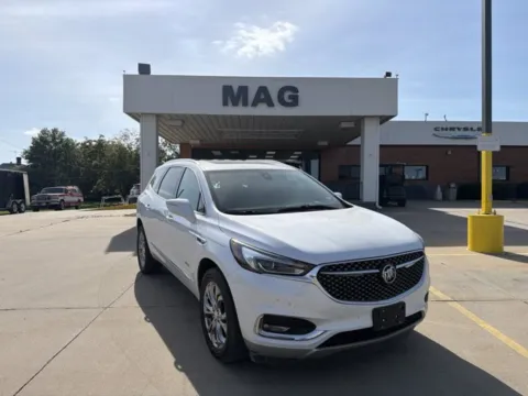 White 2019 Buick Enclave Avenir for sale in Chillicothe, MO