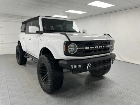 White 2022 Ford Bronco Big Bend for sale in Chillicothe, MO