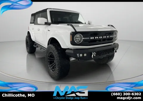 White 2022 Ford Bronco Big Bend for sale in Chillicothe, MO