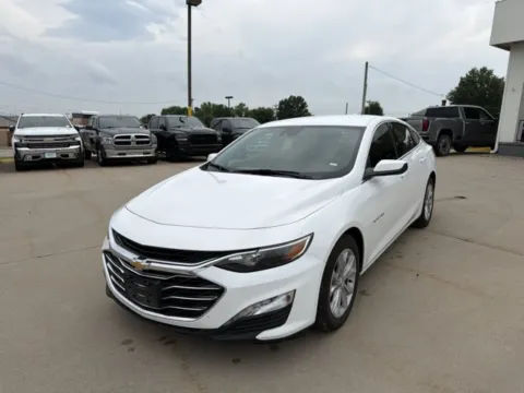 Photos of 2024 Chevrolet Malibu LT for sale in Chillicothe, MO at MAG CDJR
