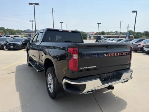 More photos of 2021 Chevrolet Silverado 1500 LT at MAG CDJR, MO