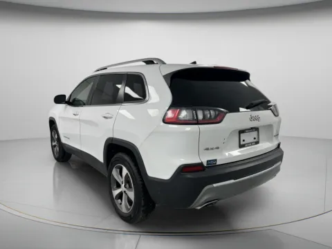 More photos of 2021 Jeep Cherokee Limited at MAG CDJR, MO