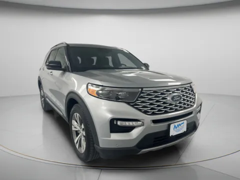 Photos of 2020 Ford Explorer Platinum for sale in Chillicothe, MO at MAG CDJR