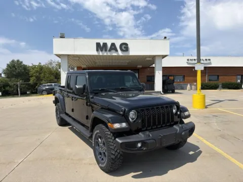 Black 2022 Jeep Gladiator Willys for sale in Chillicothe, MO
