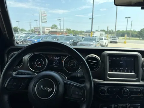 Another view of 2022 Jeep Gladiator Willys for sale in Chillicothe, MO at MAG CDJR