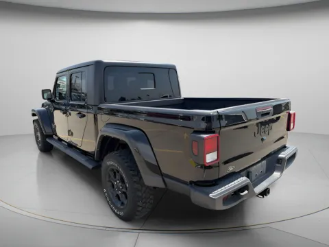 More photos of 2022 Jeep Gladiator Willys at MAG CDJR, MO
