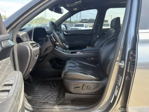 Another view of 2022 Hyundai Palisade Calligraphy for sale in Chillicothe, MO at MAG CDJR