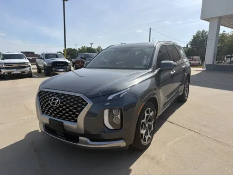 Photos of 2022 Hyundai Palisade Calligraphy for sale in Chillicothe, MO at MAG CDJR