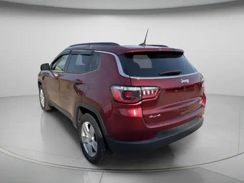 More photos of 2022 Jeep Compass Latitude at MAG CDJR, MO