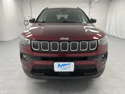 Photos of 2022 Jeep Compass Latitude for sale in Chillicothe, MO at MAG CDJR