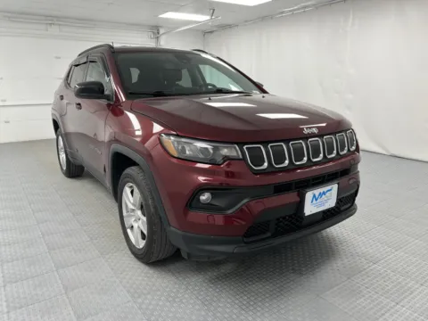 Red 2022 Jeep Compass Latitude for sale in Chillicothe, MO
