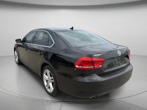 More photos of 2015 Volkswagen Passat 2.0L TDI SE at MAG CDJR, MO