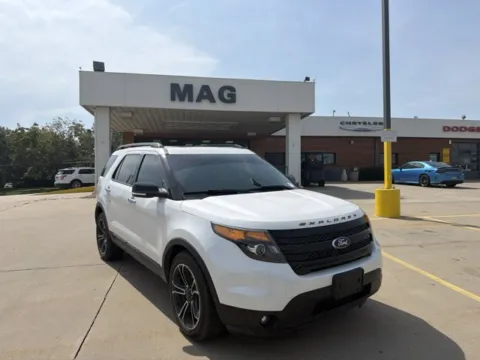 White 2014 Ford Explorer Sport for sale in Chillicothe, MO