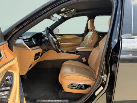 More photos of 2021 Jeep Grand Cherokee L Summit Reserve at MAG CDJR, MO