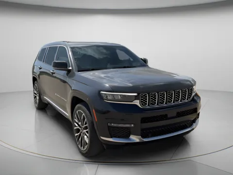 Photos of 2021 Jeep Grand Cherokee L Summit Reserve for sale in Chillicothe, MO at MAG CDJR