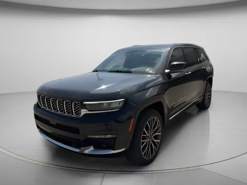 Another view of 2021 Jeep Grand Cherokee L Summit Reserve for sale in Chillicothe, MO at MAG CDJR