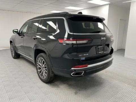 More photos of 2021 Jeep Grand Cherokee L Summit Reserve at MAG CDJR, MO