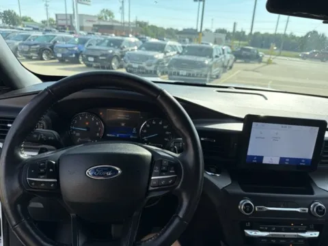 More photos of 2020 Ford Explorer XLT at MAG CDJR, MO