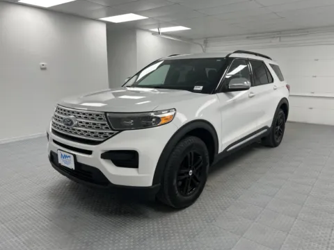 Another view of 2020 Ford Explorer XLT for sale in Chillicothe, MO at MAG CDJR