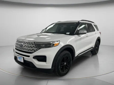 Another view of 2020 Ford Explorer XLT for sale in Chillicothe, MO at MAG CDJR