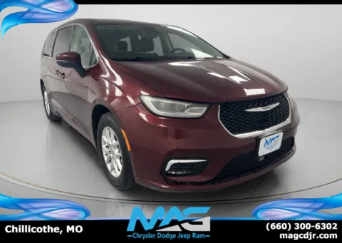 Red 2023 Chrysler Pacifica Touring L for sale in Chillicothe, MO