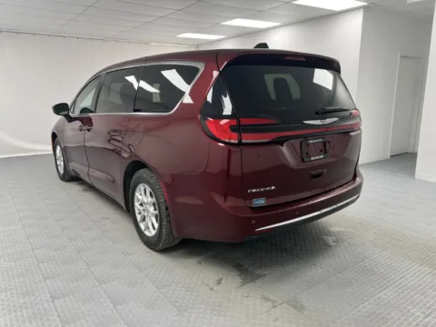 More photos of 2023 Chrysler Pacifica Touring L at MAG CDJR, MO