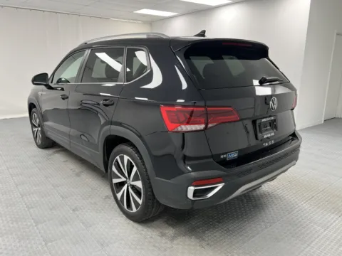 More photos of 2024 Volkswagen Taos SE at MAG CDJR, MO
