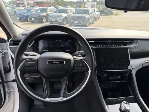 More photos of 2024 Jeep Grand Cherokee Laredo at MAG CDJR, MO