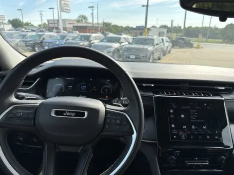 More photos of 2024 Jeep Grand Cherokee Laredo at MAG CDJR, MO