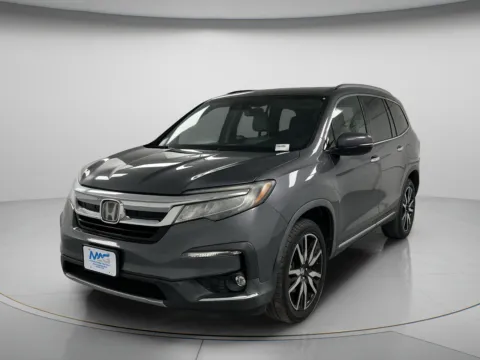 Another view of 2020 Honda Pilot Touring 7-Passenger for sale in Chillicothe, MO at MAG CDJR