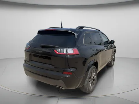 More photos of 2020 Jeep Cherokee High Altitude at MAG CDJR, MO