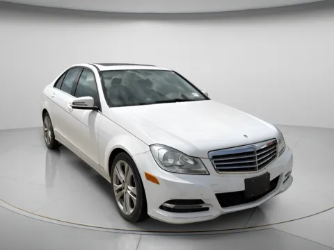 White 2013 Mercedes-Benz C-Class C 300 Luxury for sale in Chillicothe, MO