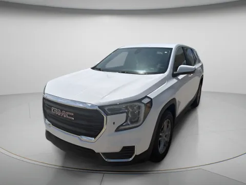 Photos of 2022 GMC Terrain SLE for sale in Chillicothe, MO at MAG CDJR