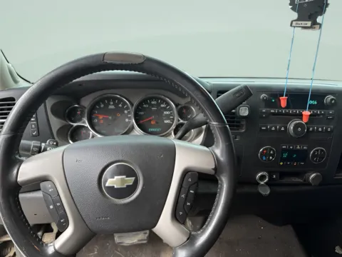 Another view of 2008 Chevrolet Silverado 1500 LT w/1LT for sale in Chillicothe, MO at MAG CDJR