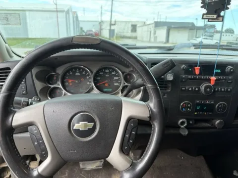 Another view of 2008 Chevrolet Silverado 1500 LT w/1LT for sale in Chillicothe, MO at MAG CDJR