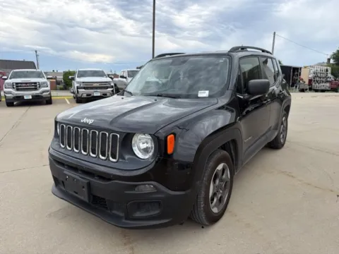 Photos of 2016 Jeep Renegade Sport for sale in Chillicothe, MO at MAG CDJR