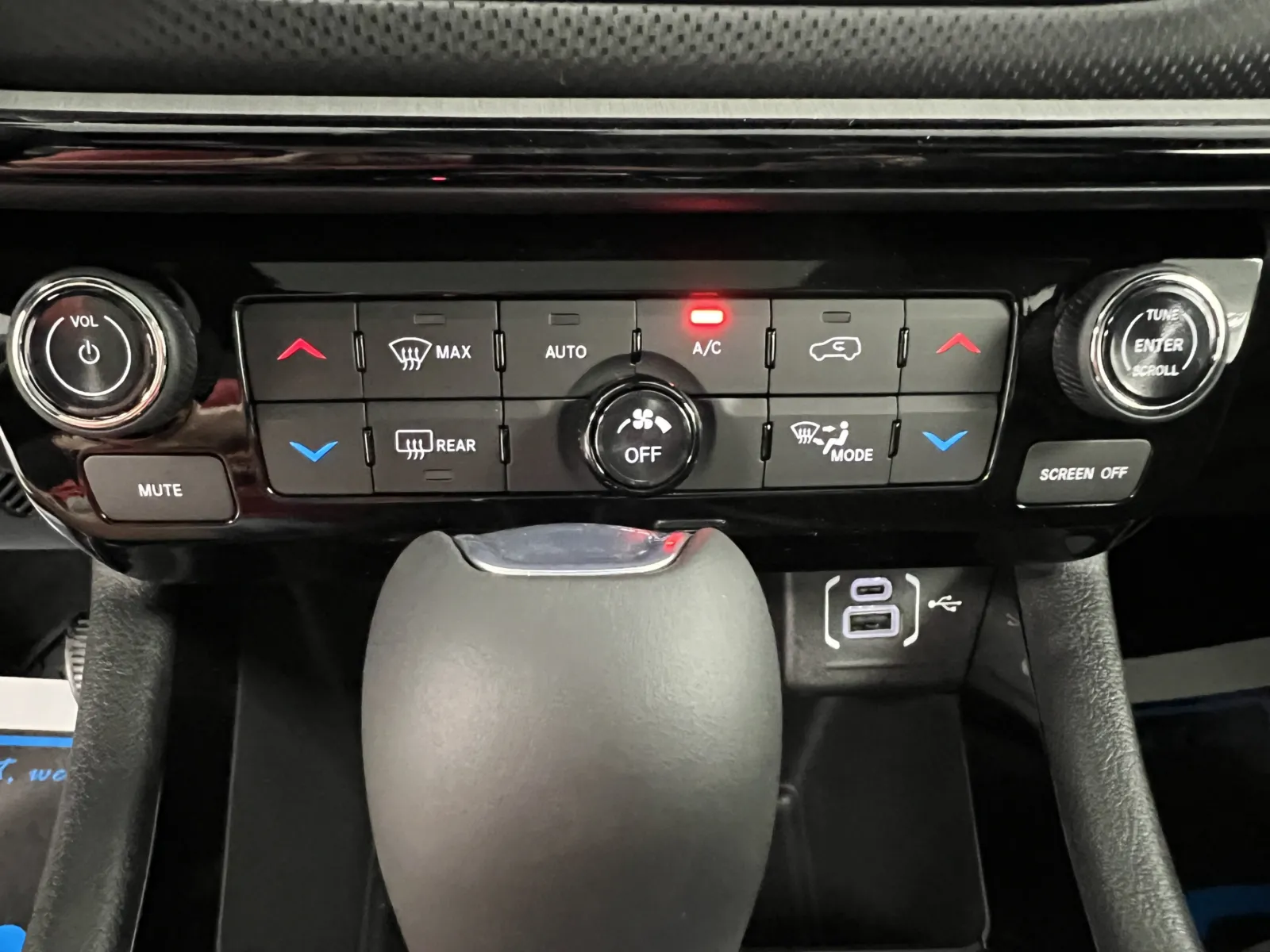 Jeep Compass photo 22