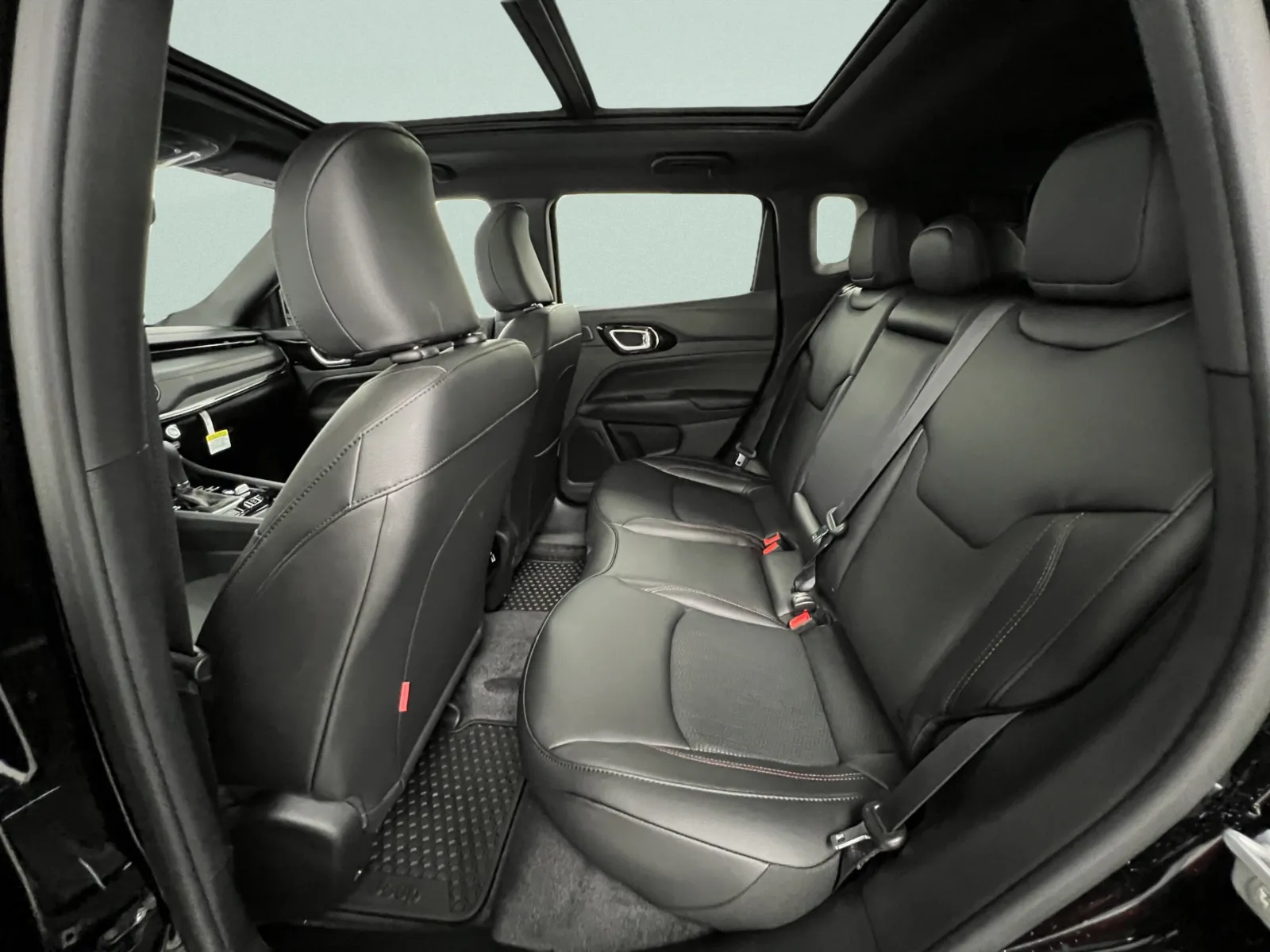 Jeep Compass photo 33