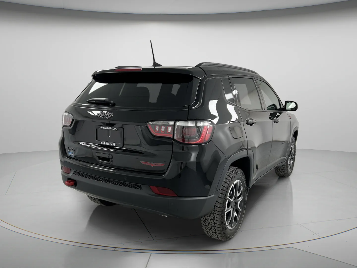 Jeep Compass photo 8