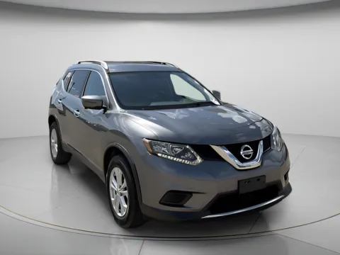Gray 2016 Nissan Rogue SV for sale in Chillicothe, MO
