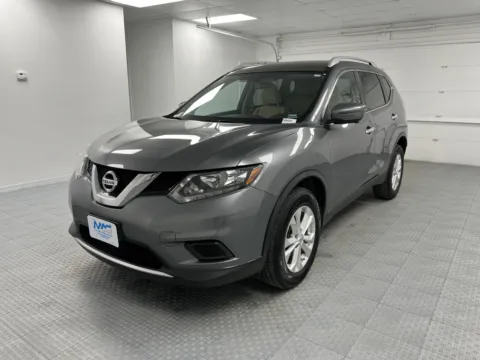 Another view of 2016 Nissan Rogue SV for sale in Chillicothe, MO at MAG CDJR