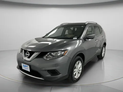 More photos of 2016 Nissan Rogue SV at MAG CDJR, MO
