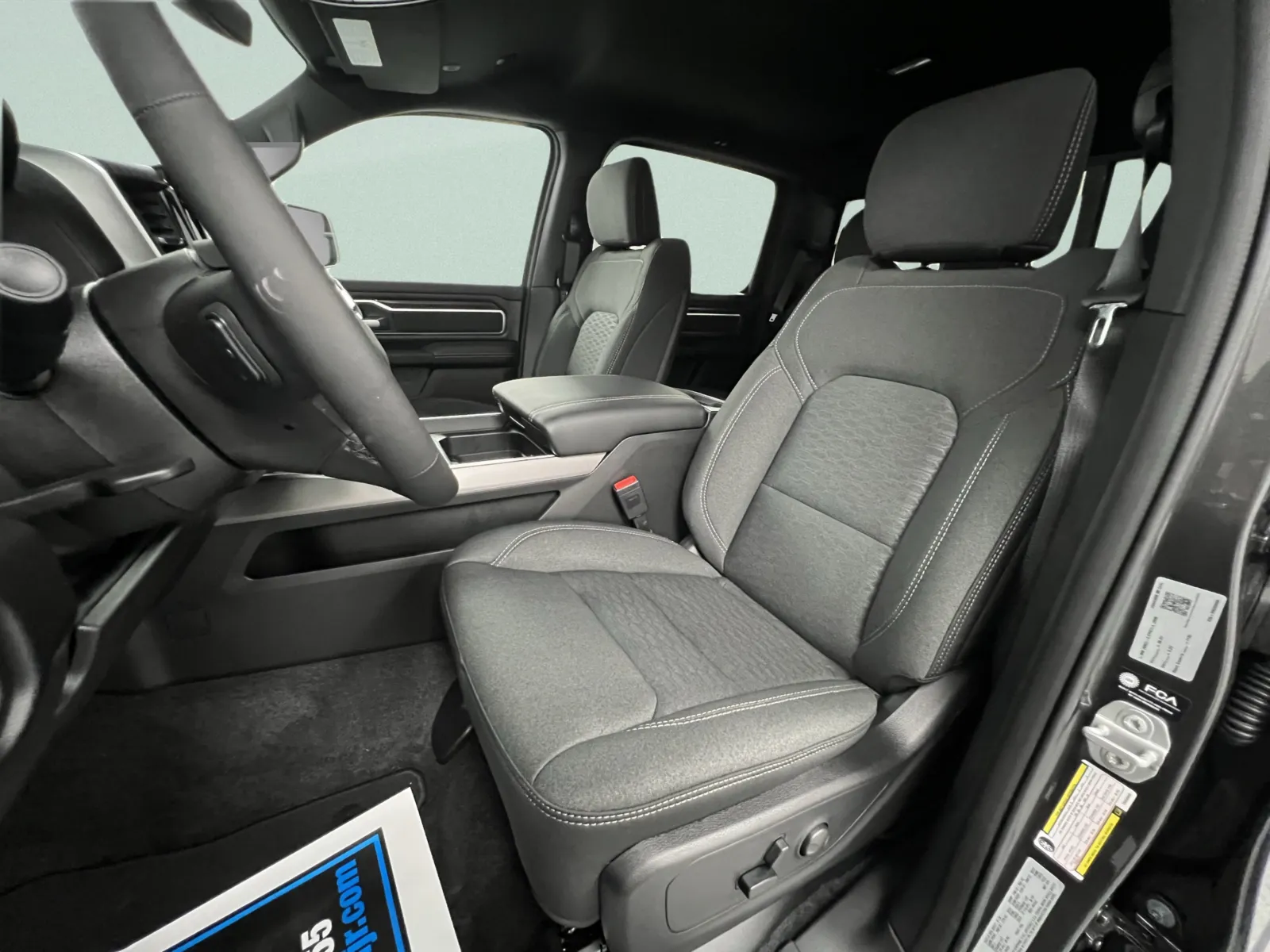 Ram 1500 photo 17